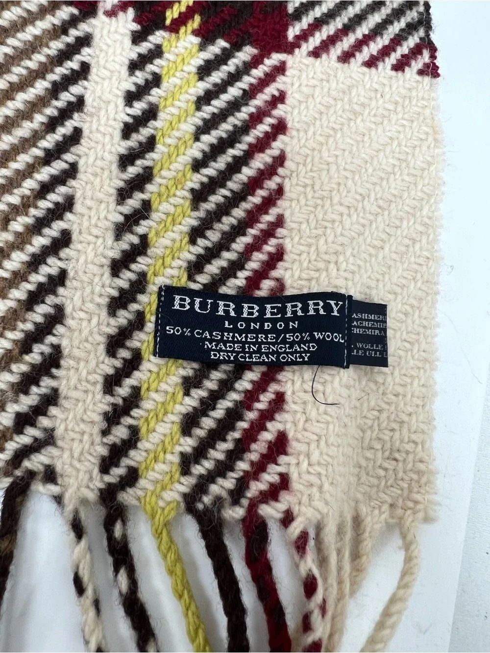Burberry London Plaid Fringe Scarf 50% Cashmere 50% Wool Made in England - Picture 3 of 5